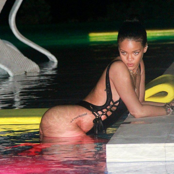 el-culo-de-rihanna-18